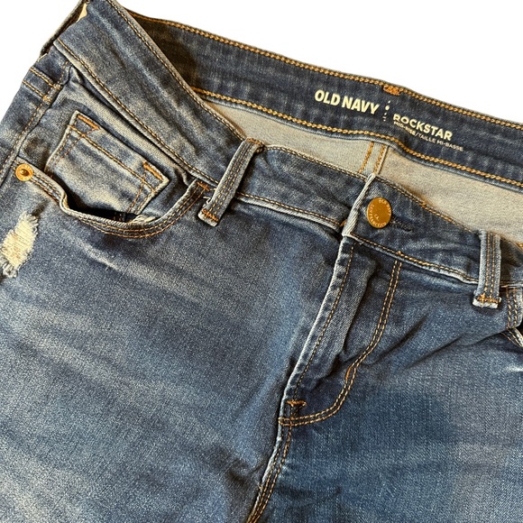 Old Navy Rockstar Jeans - Picture 3 of 4